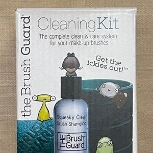 Cleaning Kit for Makeup Brushes